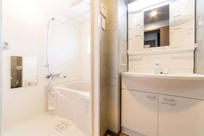 Imagen de la habitación del Hotel Kyoto Sanjo Ohashi. Foto 16