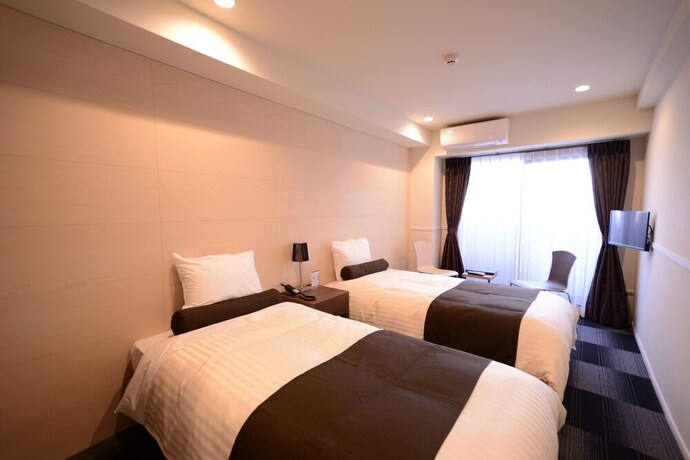 Imagen de la habitación del Hotel Kyoto Sharagam. Foto 7