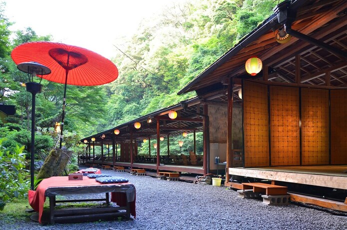 Imagen de los exteriores del Hotel Kyoto Takao Kanko. Foto 29
