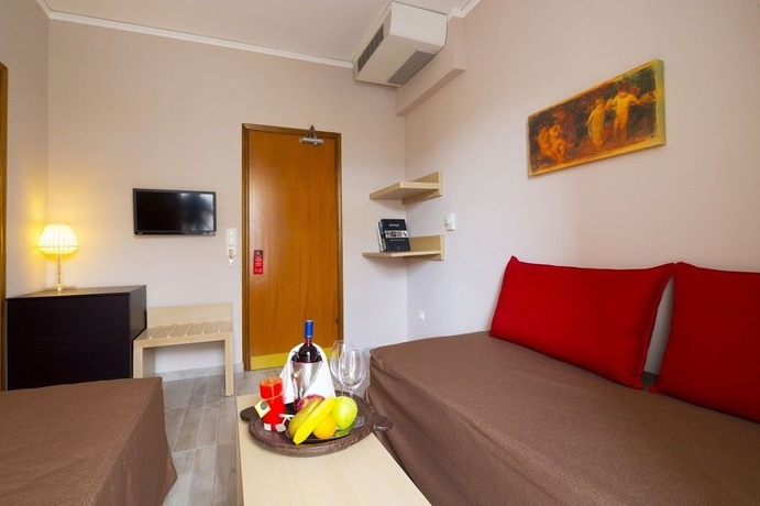Imagen de la habitación del Hotel Kyparissia Beach. Foto 4