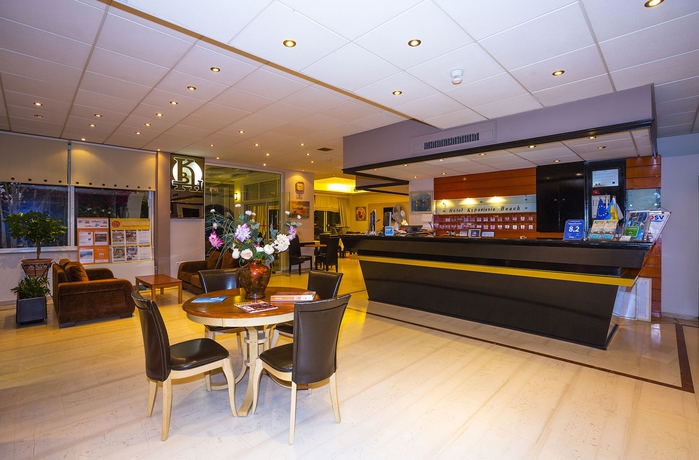 Imagen de los interiores del Hotel Kyparissia Beach. Foto 11