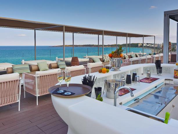 Imagen del bar/restaurante del Hotel Kyrat Amarac - Adults Only. Foto 5