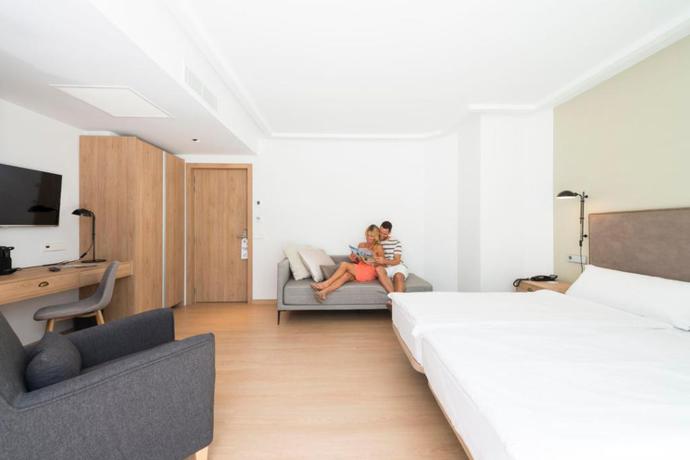 Imagen de la habitación del Hotel Kyrat Amarac Suites. Foto 13