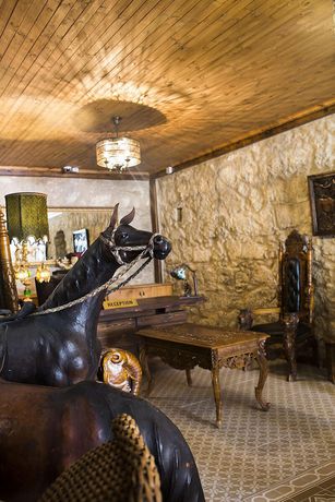 Imagen de los interiores del Hotel Kyrenia Palace Boutique. Foto 17