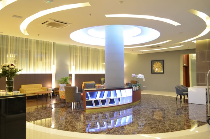 Imagen de los interiores del Hotel Kyriad Airport Jakarta. Foto 19