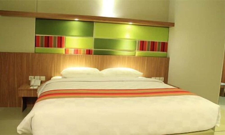 Imagen de la habitación del Hotel Kyriad Airport Jakarta. Foto 12