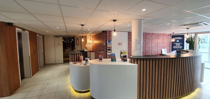 Imagen de los interiores del Hotel Kyriad Aix Les Milles - Plan De Campagne. Foto 18