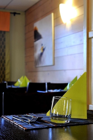 Imagen del bar/restaurante del Hotel Kyriad Annecy Sud - Cran Gevrier. Foto 4