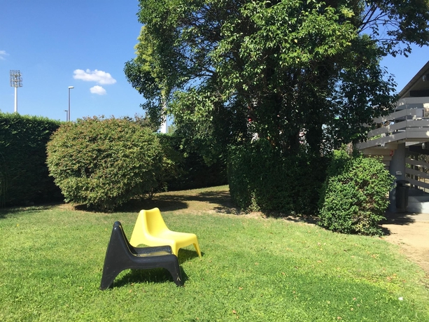 Imagen de los exteriores del Hotel Kyriad Avignon - Centre Commercial Cap Sud. Foto 8