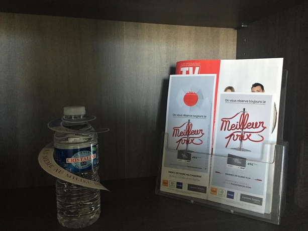 Imagen de la habitación del Hotel Kyriad Avignon - Centre Commercial Cap Sud. Foto 5