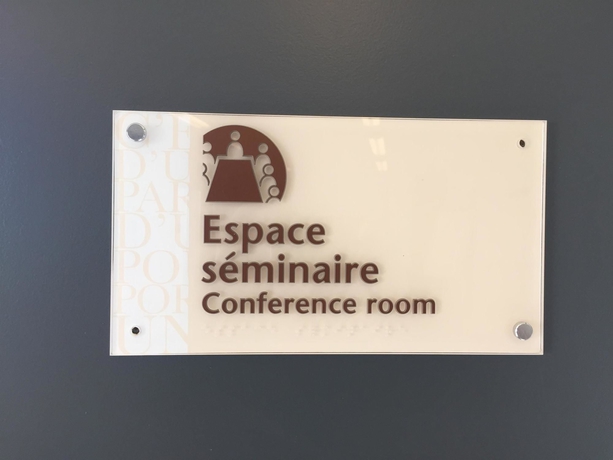 Imagen de los interiores del Hotel Kyriad Avignon - Centre Commercial Cap Sud. Foto 12