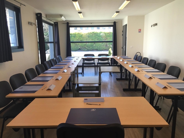 Imagen de los interiores del Hotel Kyriad Avignon - Centre Commercial Cap Sud. Foto 16