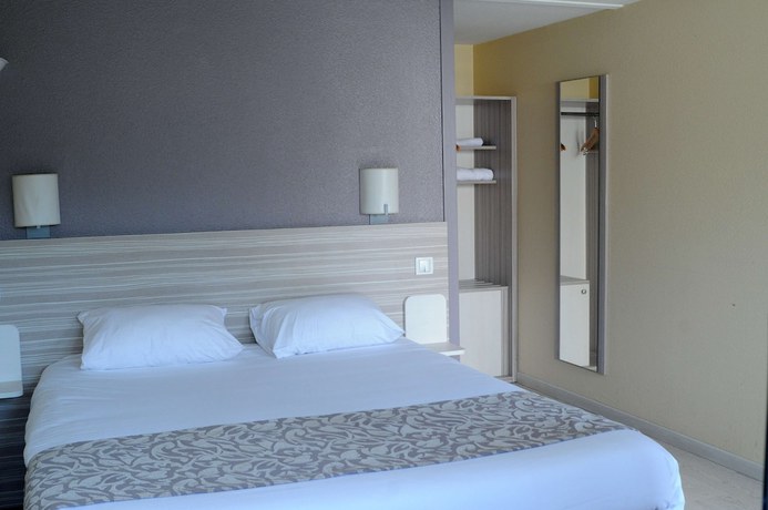 Imagen de la habitación del Hotel Kyriad Bellegarde - Gen&egrave;ve. Foto 15