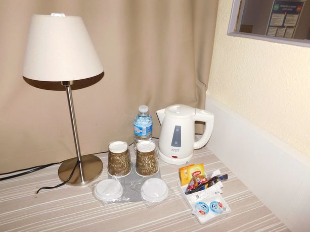 Imagen de la habitación del Hotel Kyriad Bellegarde - Gen&egrave;ve. Foto 18