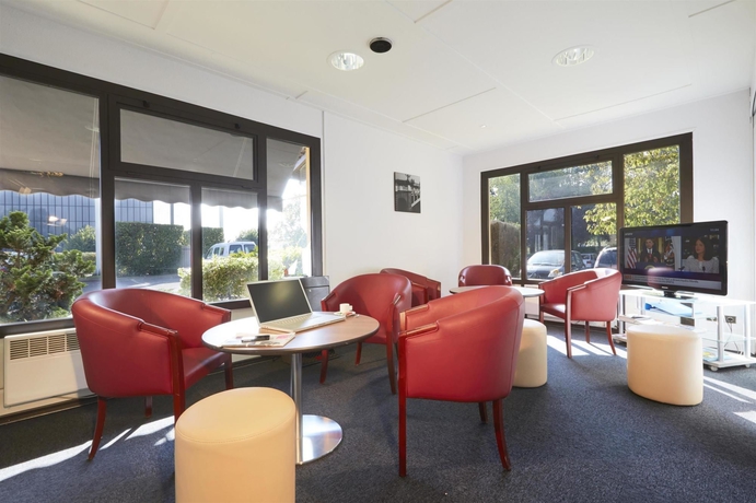 Imagen del bar/restaurante del Hotel Kyriad Blois Nord. Foto 8