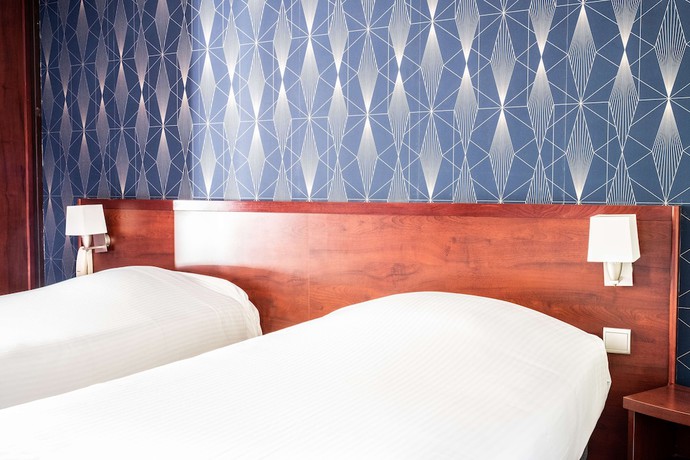 Imagen de la habitación del Hotel Kyriad Bordeaux- Lormont. Foto 9