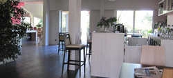 Imagen del bar/restaurante del Hotel Kyriad Bourg En Bresse. Foto 2