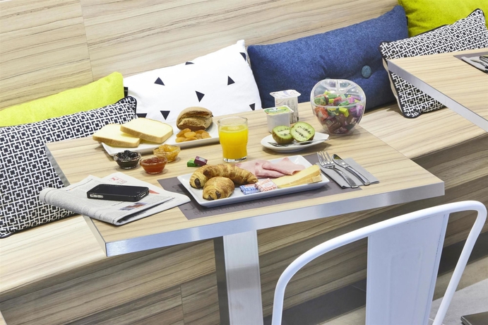 Imagen del bar/restaurante del Hotel Kyriad Brest Centre. Foto 6