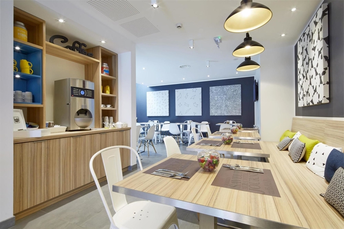 Imagen del bar/restaurante del Hotel Kyriad Brest Centre. Foto 7