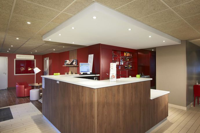 Imagen de los interiores del Hotel Kyriad Caen Nord - Hérouville Saint Clair. Foto 17