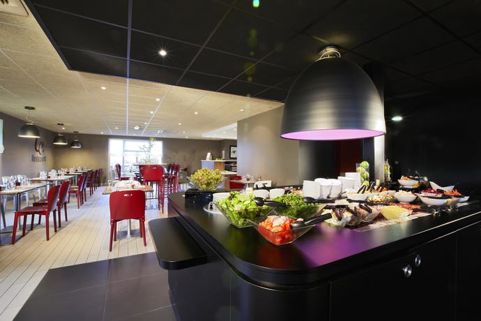 Imagen del bar/restaurante del Hotel Kyriad Caen Nord - Hérouville Saint Clair. Foto 6