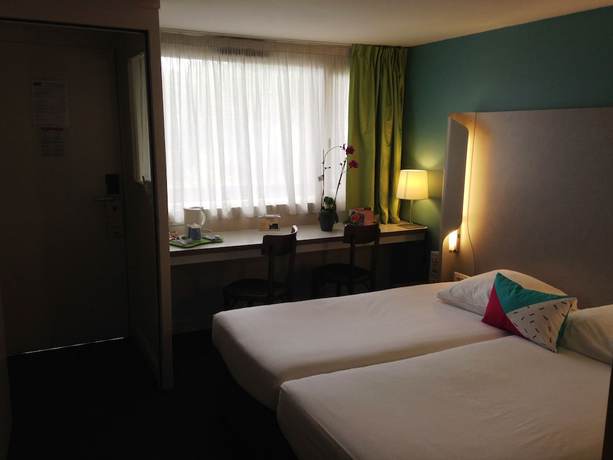 Imagen de la habitación del Hotel Kyriad Carcassonne A&eacute;roport. Foto 10