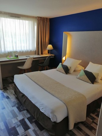 Imagen de la habitación del Hotel Kyriad Carcassonne A&eacute;roport. Foto 12