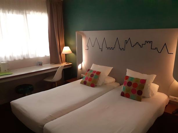 Imagen de la habitación del Hotel Kyriad Carcassonne A&eacute;roport. Foto 19