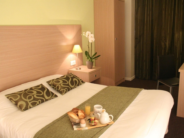 Imagen de la habitación del Hotel Kyriad Chalon Sur Saone Centre. Foto 5