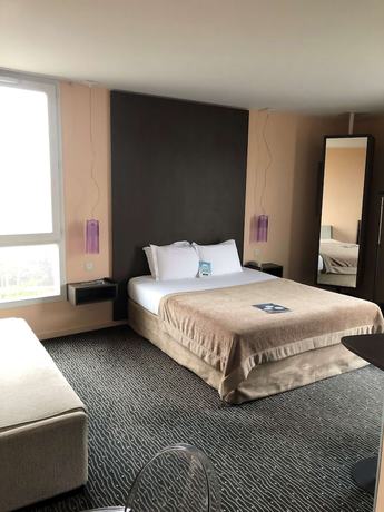 Imagen de la habitación del Hotel Kyriad Charleville Mezieres. Foto 8