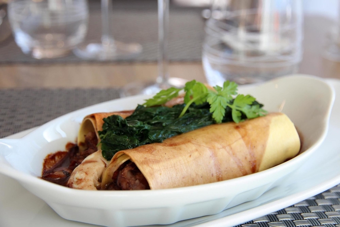 Imagen del bar/restaurante del Hotel Kyriad Chartres. Foto 4