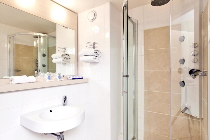 Imagen de la habitación del Hotel Kyriad Chartres. Foto 9