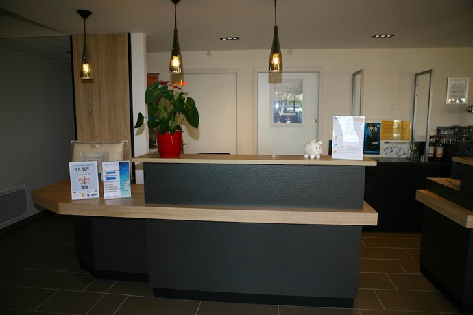 Imagen de los interiores del Hotel Kyriad Chateauroux. Foto 18