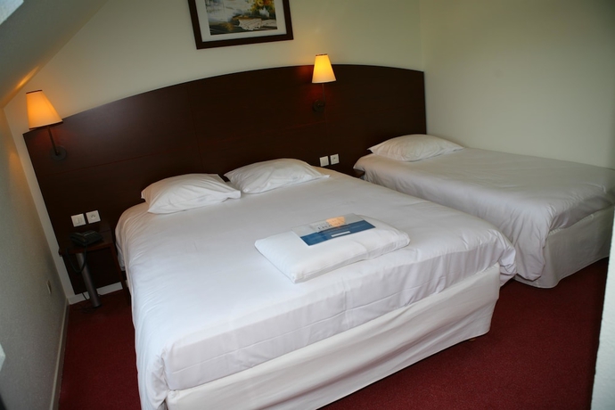 Imagen de la habitación del Hotel Kyriad Chateauroux. Foto 12