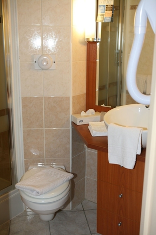 Imagen de la habitación del Hotel Kyriad Chateauroux. Foto 15