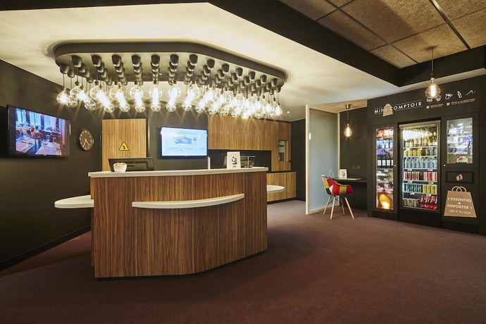 Imagen de los interiores del Hotel Kyriad Clermont Ferrand Nord - Riom. Foto 22