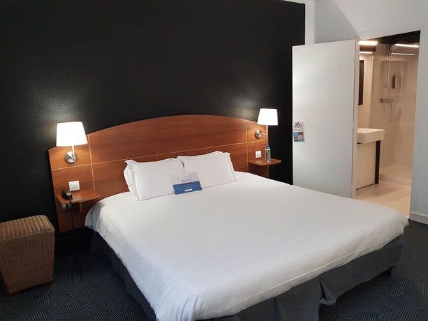 Imagen de la habitación del Hotel Kyriad Clermont-ferrand Centre. Foto 10