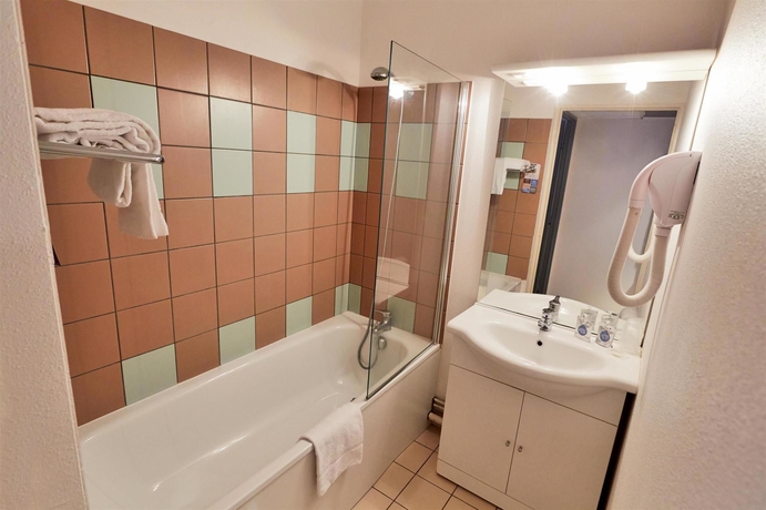 Imagen de la habitación del Hotel Kyriad Clermont-ferrand-sud-la Pardieu. Foto 6