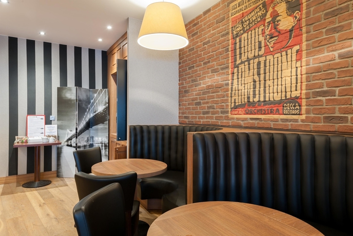 Imagen del bar/restaurante del Hotel Kyriad Créteil/bonneuil-sur-marne. Foto 5