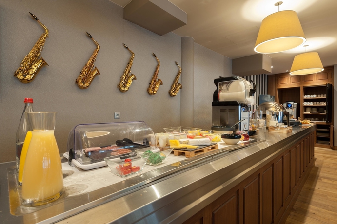 Imagen del bar/restaurante del Hotel Kyriad Créteil/bonneuil-sur-marne. Foto 6