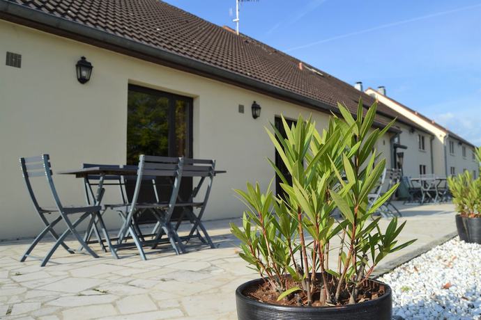 Imagen general del Hotel Kyriad Creil - Chantilly Nord. Foto 2