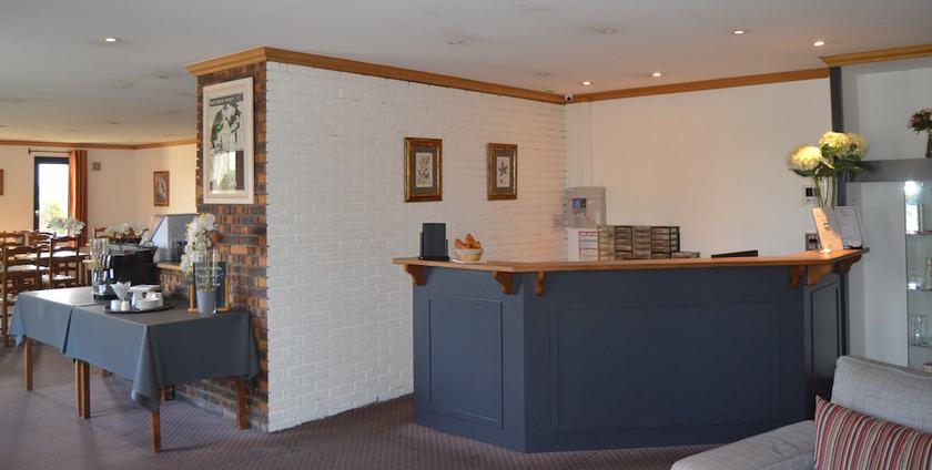 Imagen de los interiores del Hotel Kyriad Creil - Chantilly Nord. Foto 20