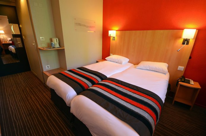Imagen de la habitación del Hotel Kyriad Dijon Est - Mirande. Foto 9