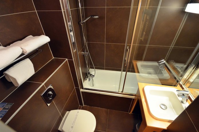 Imagen de la habitación del Hotel Kyriad Dijon Est - Mirande. Foto 14