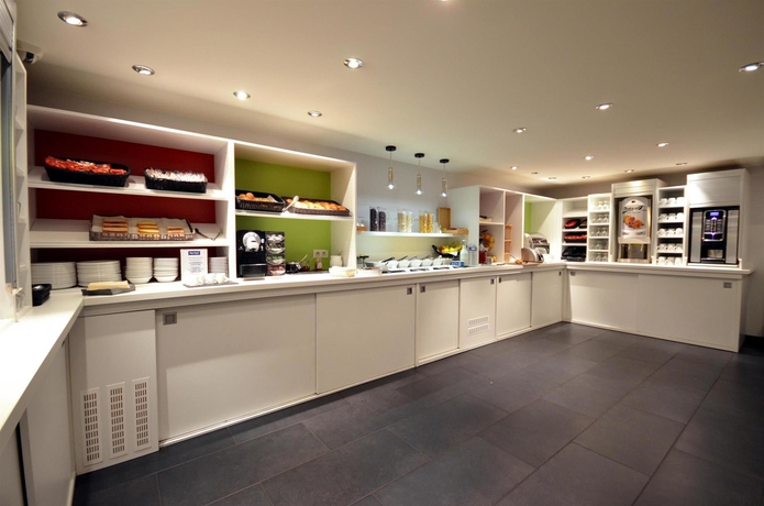 Imagen del bar/restaurante del Hotel Kyriad Dijon - Gare. Foto 7