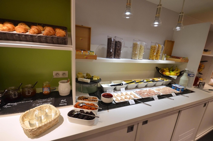 Imagen del bar/restaurante del Hotel Kyriad Dijon - Gare. Foto 9