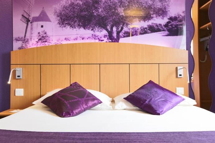 Imagen de la habitación del Hotel Kyriad Direct Arles, Arles. Foto 7