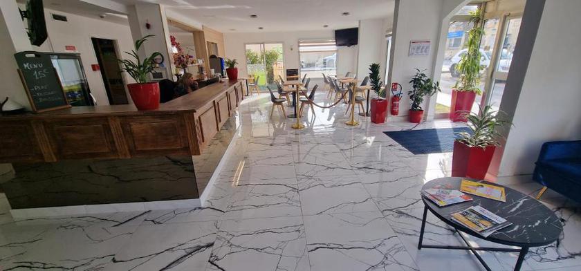 Imagen general del Hotel Kyriad Direct Arpajon. Foto 4