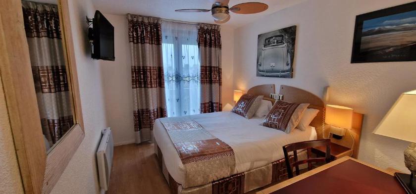 Imagen general del Hotel Kyriad Direct Arpajon. Foto 10