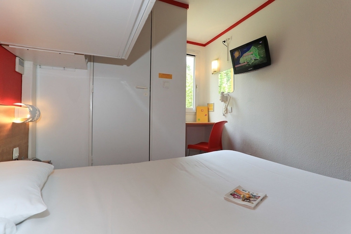 Imagen de la habitación del Hotel Kyriad Direct Bordeaux Est Lormont. Foto 7